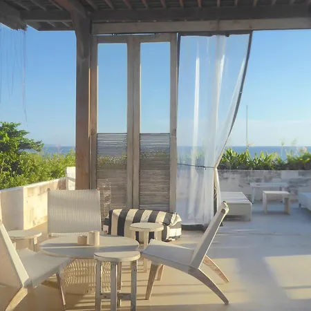 Bali Luxe Villa Beachfront Rooftop Sunsets Canggu  Exterior photo