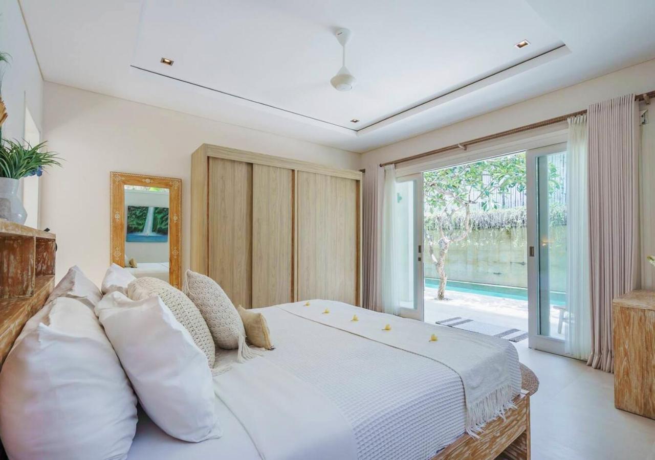 Villa Bali Luxe Villa Beachfront Rooftop Sunsets *